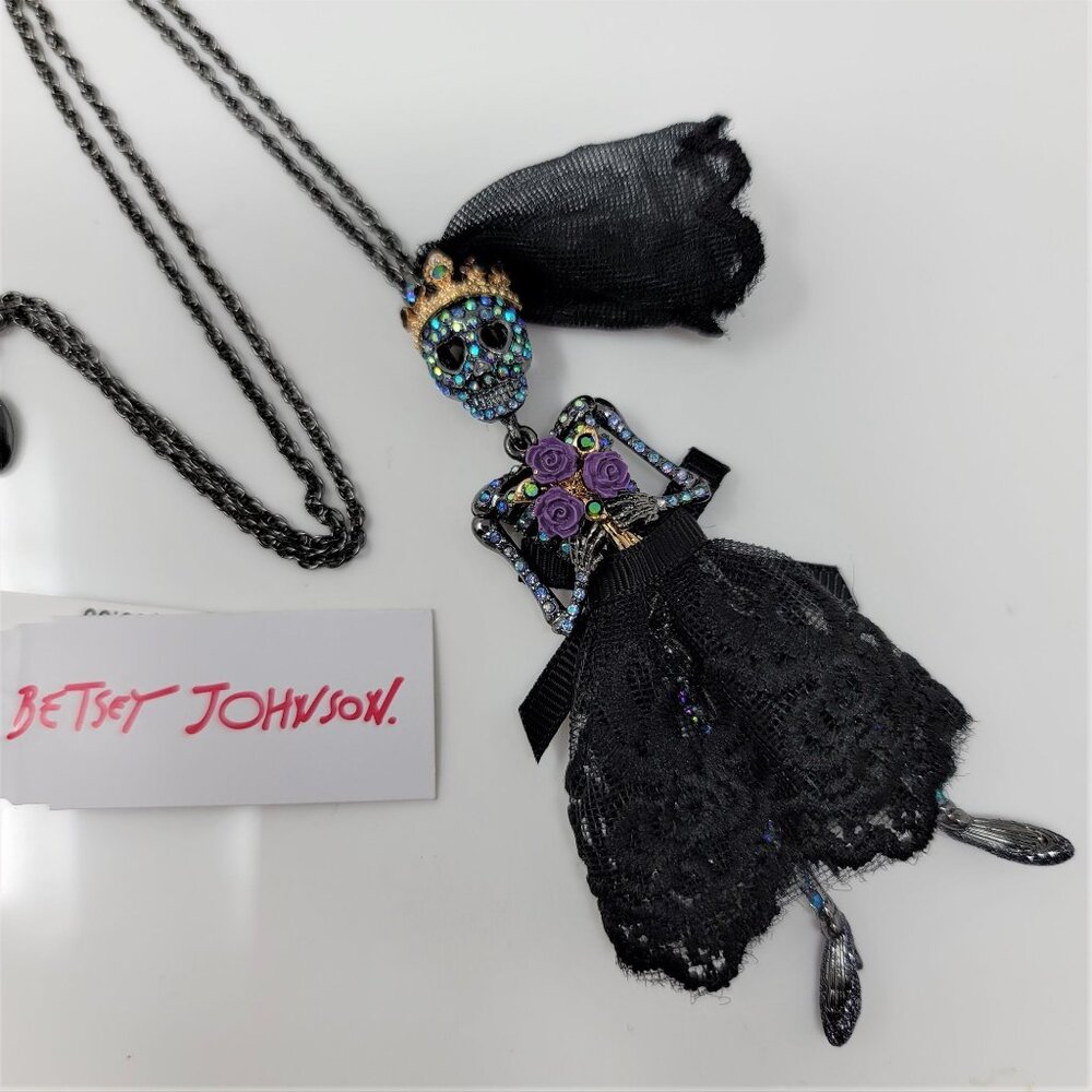 Betsey Johnson Rhinestone Skeleton Necklace w Black Lace NWT - Picture 6 of 12